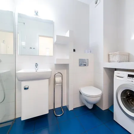 Bursztynowe, Miejsce Postojowe Gratis Колобжег