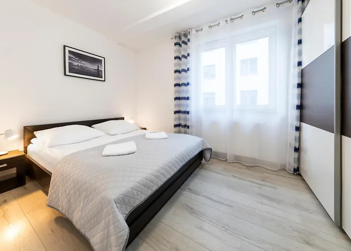 Bursztynowe, Miejsce Postojowe Gratis Колобжег